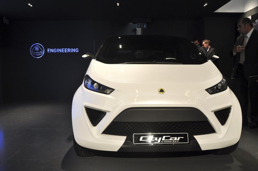 Lotus City Car Concept 2010 года  (фото 17 из 27)